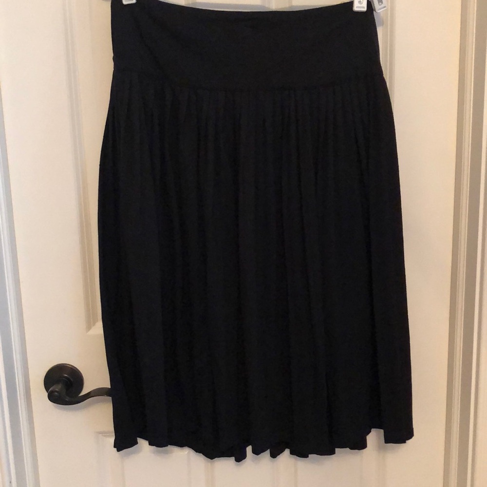 Black circle skirt